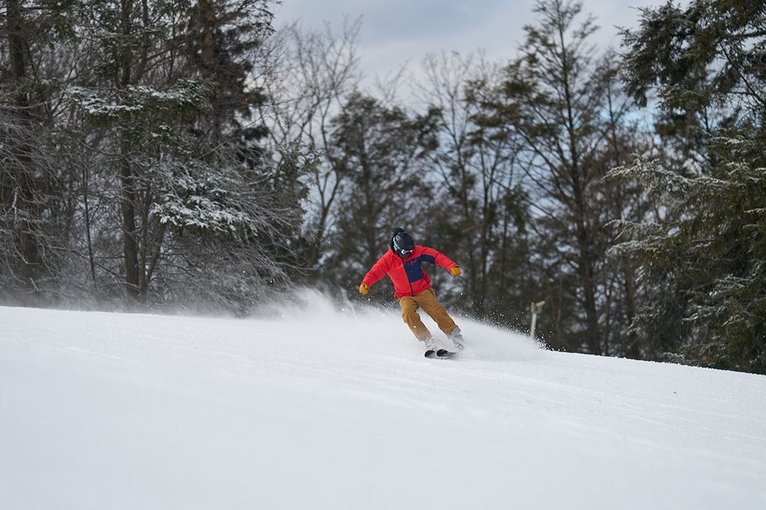 Skiing at Blue Mountain Resort